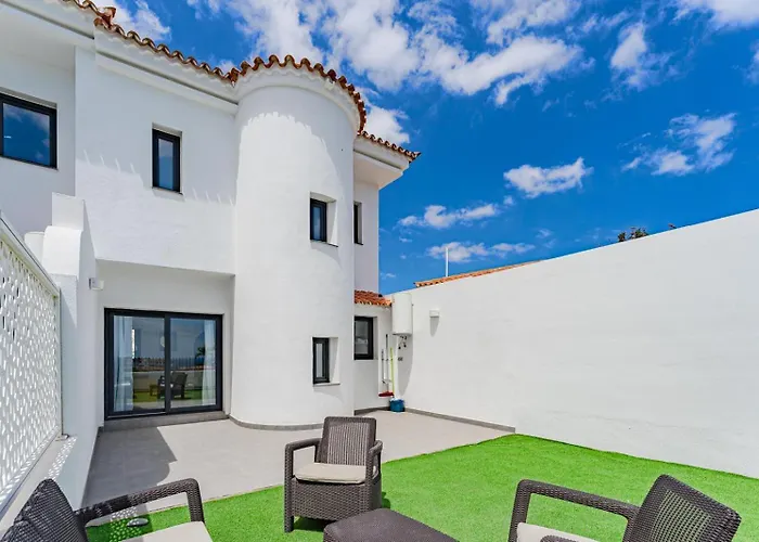 Alma South - By Checkpop *