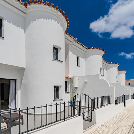 Апарт-отель Ocean Boulevard By Checkpop